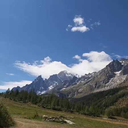 Chalet Chalet Val Ferret Mont Blanc Exclusive Courmayeur